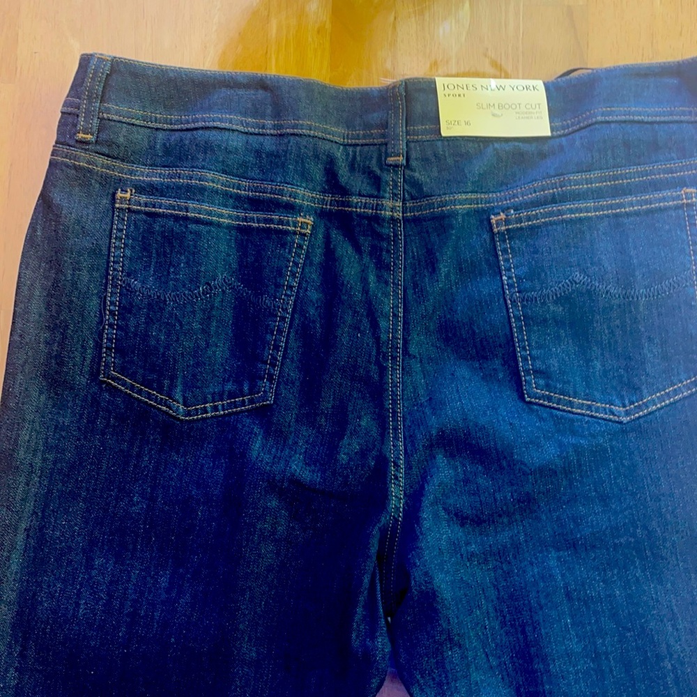 Jones NY slim boot